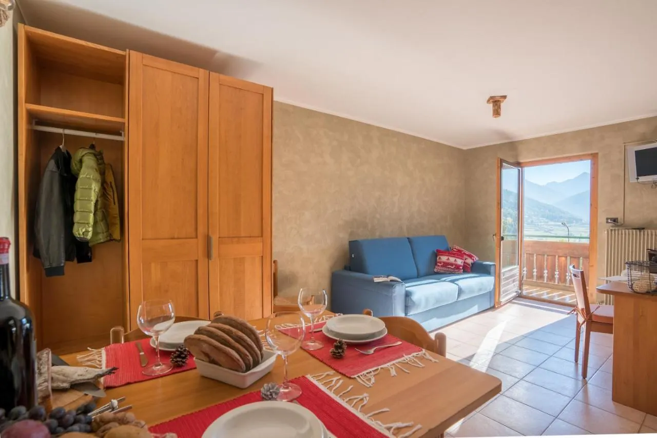 Residence Fior d'Alpe Premadio 2*,