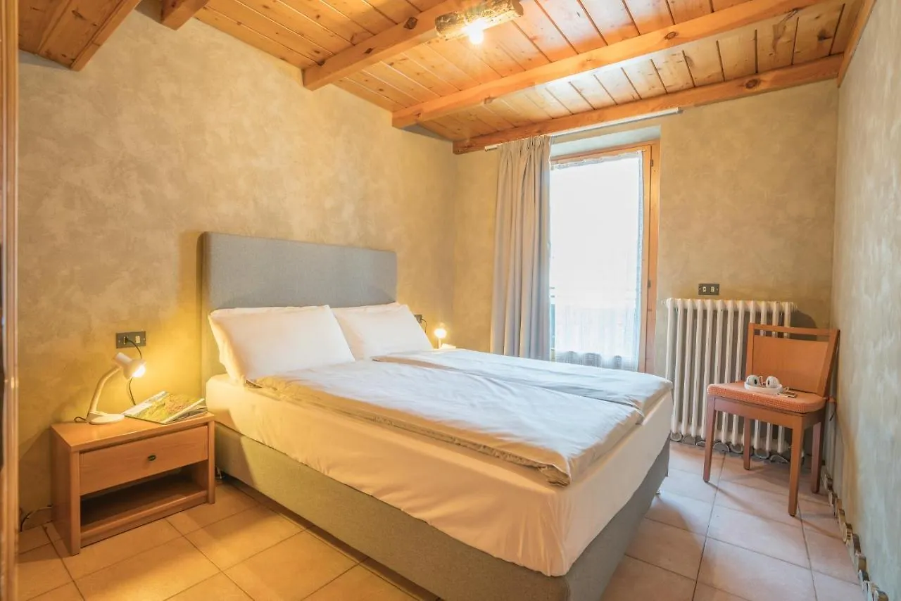 ** Aparthotel Residence Fior D'Alpe Premadio Itálie